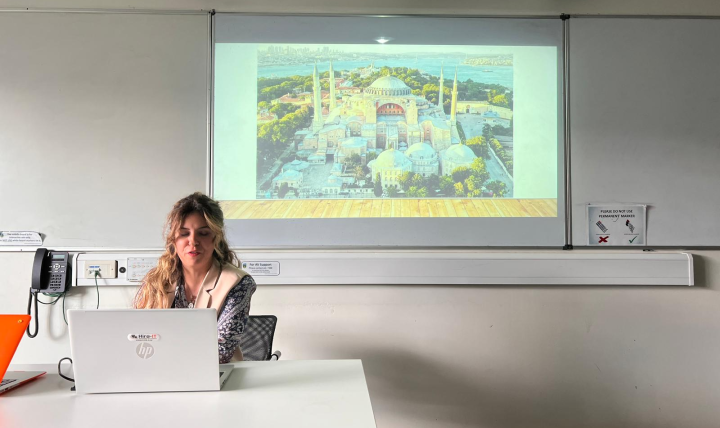 Bölümümüz öğretim üyesi Dr. Tuğba Gürçel Akdemir ECPR General Conference’ta Bildiri Sundu